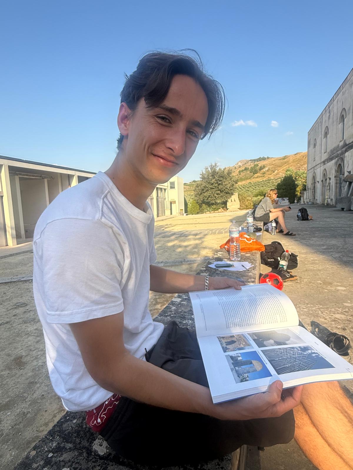 Luis Fritz from Berlin ,Artist student